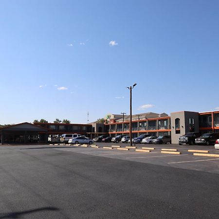 Town Place Studio Apartment Snyder Esterno foto