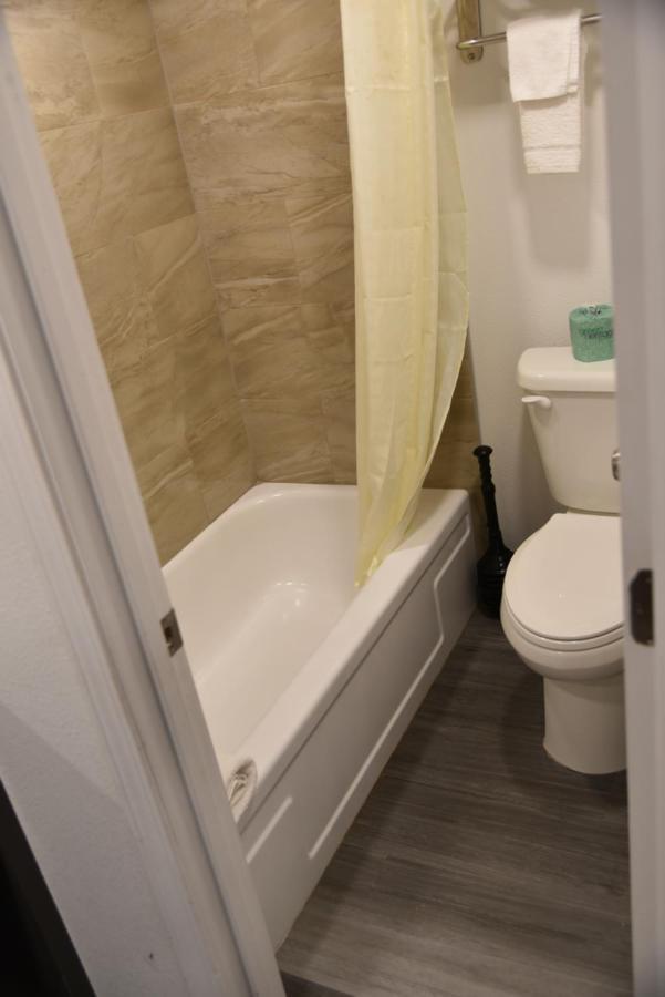 Town Place Studio Apartment Snyder Esterno foto
