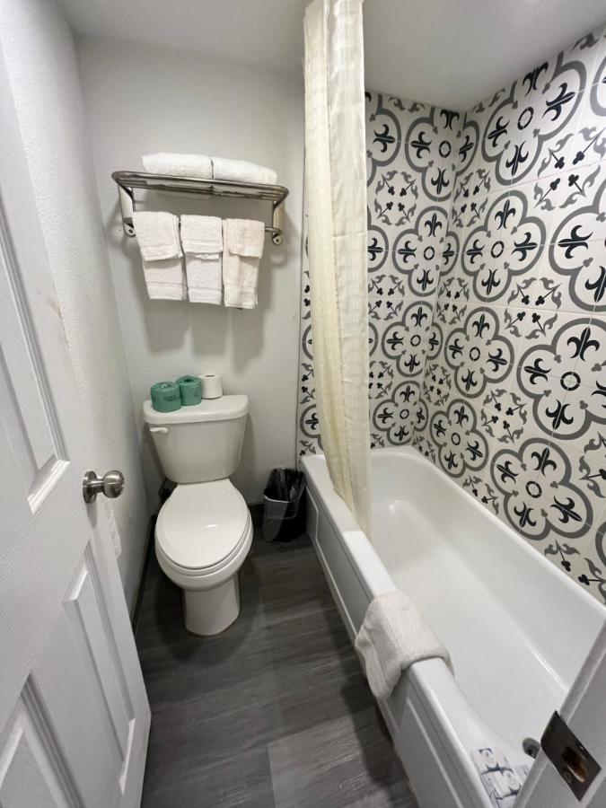 Town Place Studio Apartment Snyder Esterno foto