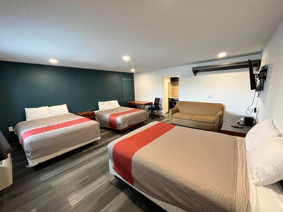 Town Place Studio Apartment Snyder Esterno foto
