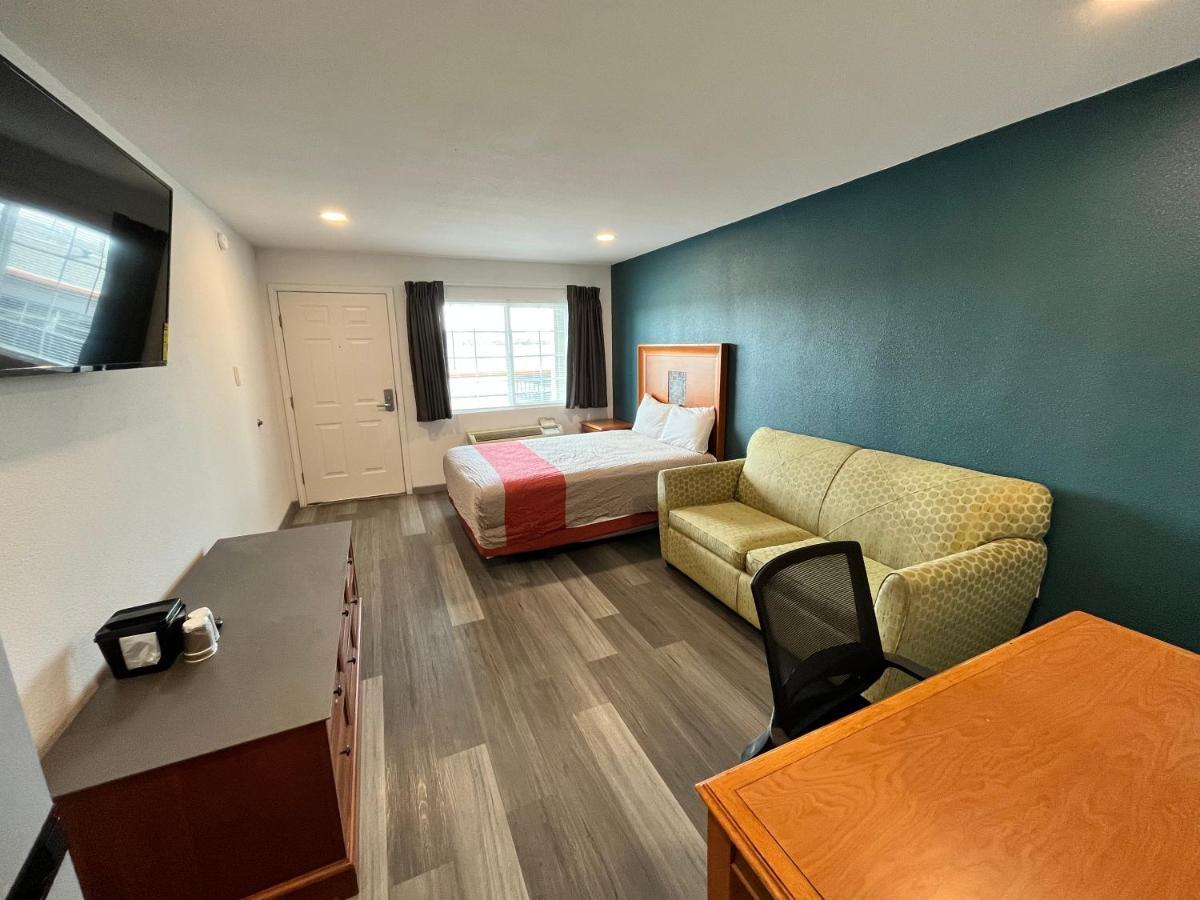 Town Place Studio Apartment Snyder Esterno foto